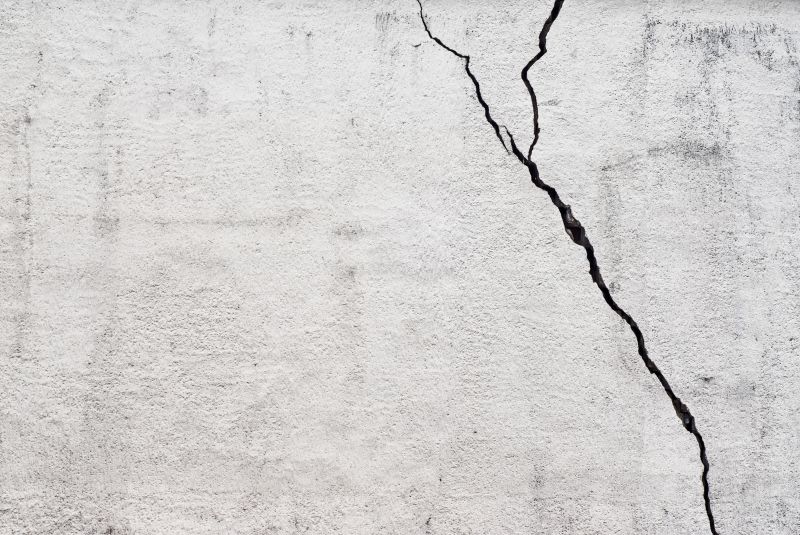 Sealing Basement Cracks